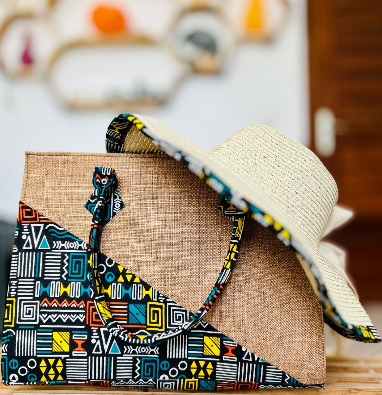 Ensemble "Thiossane Été" : Sac Cabas en Jute et Chapeau Assorti