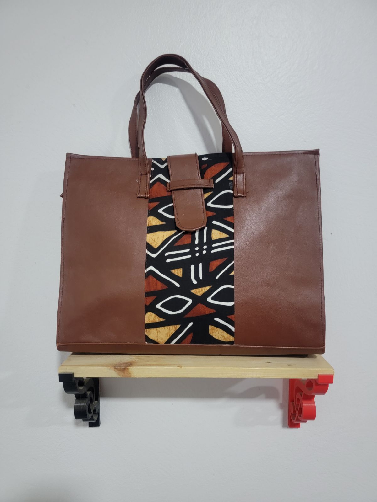 Sac à main "Dakar Heritage" : Élégance Cuir et Motifs Wax